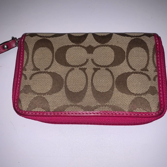 Coach Tan Signature Monogram & Hot Pink Leather Wallet/ Wristlet. Great Size.EUC - Picture 2 of 6
